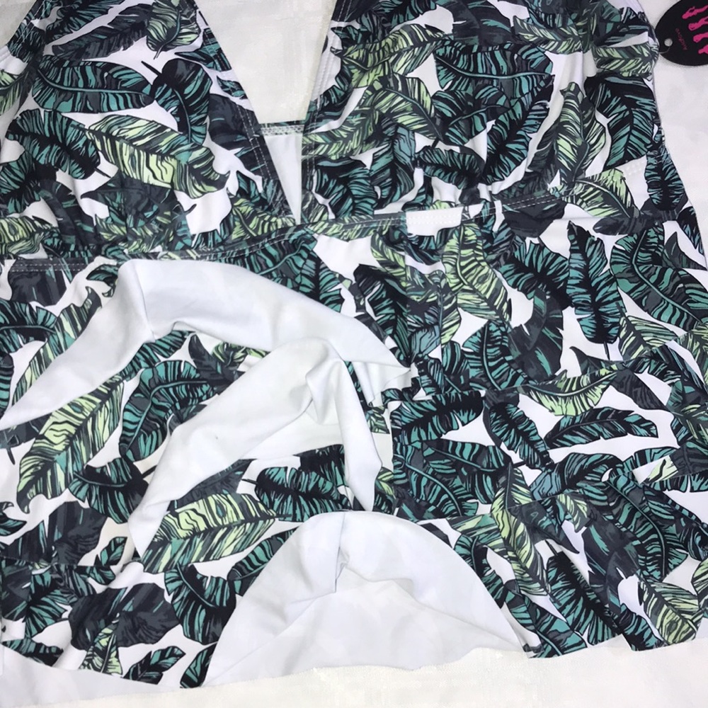 Bathing Suit 👙 Top (NEW) - Picture 2 of 12